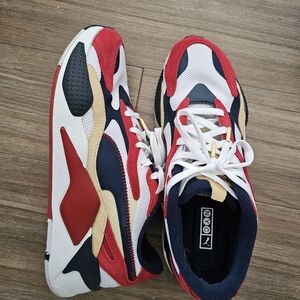 Size 11 Men's Puma RS-X3 NYC Edition Stylish Red, White, and Navy Men's Sneakers